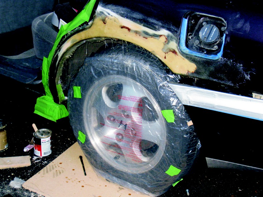 A few layers of 105/206 plus 4oz fiberglass fabric were applied to recreate the fender’s shape.