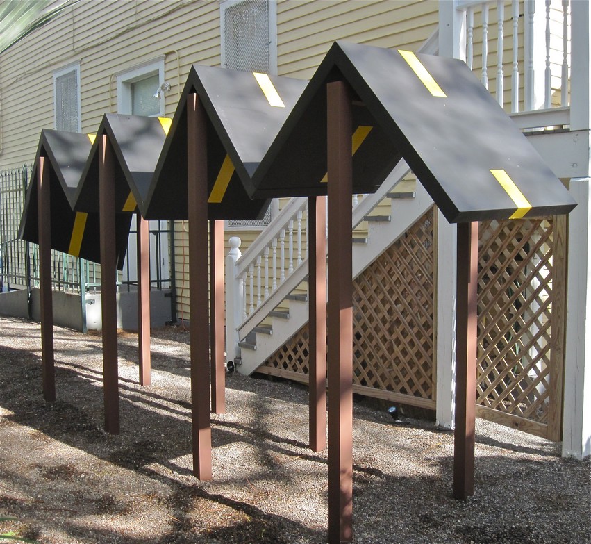 The Sculpture "High Road" installed