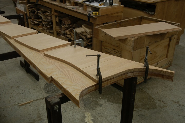 Once glued together on a flat bench, the skeg was stiff enough to hold its shape supported on sawhorses for the convenience of fitting the additional layers.