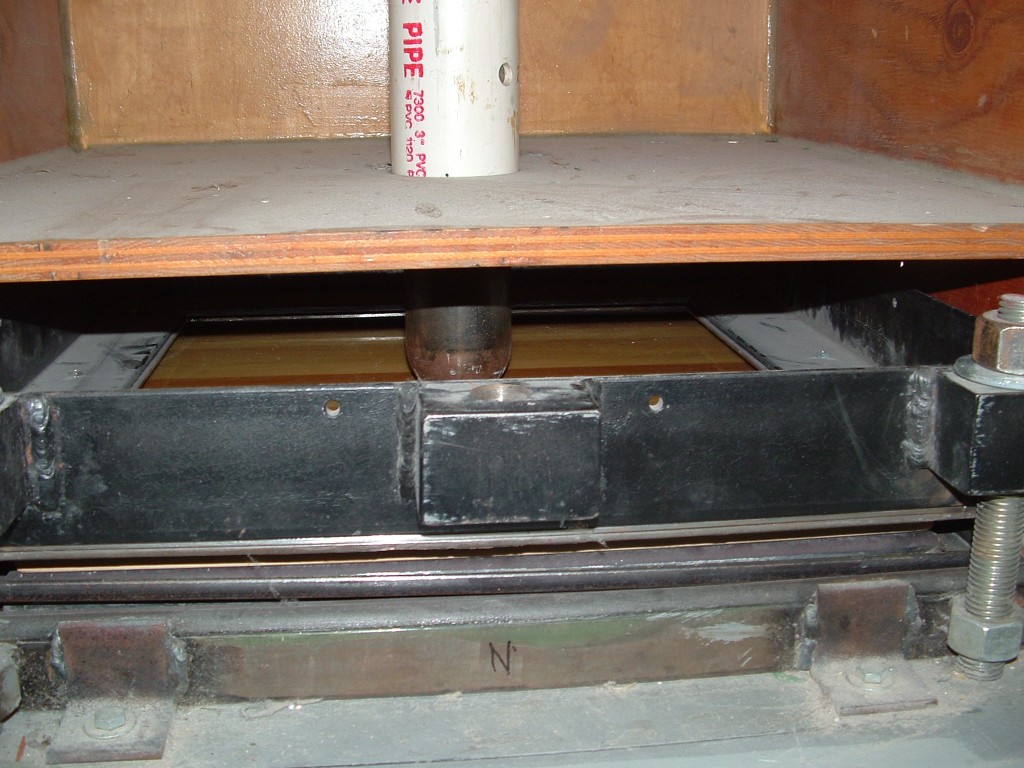 Figure 1a — The impact test fixture