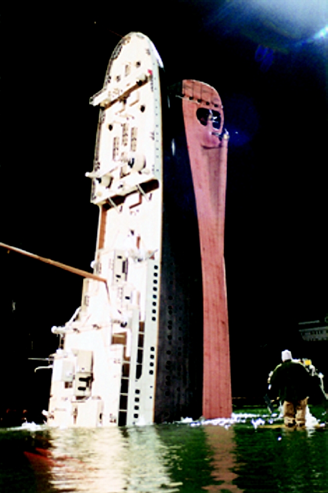 Titanic 60' half model