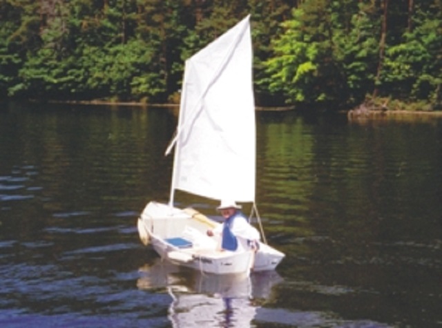 stitch & glue sailing dinghy