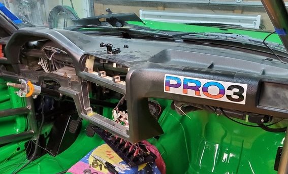 The dashboard before carbon skinning