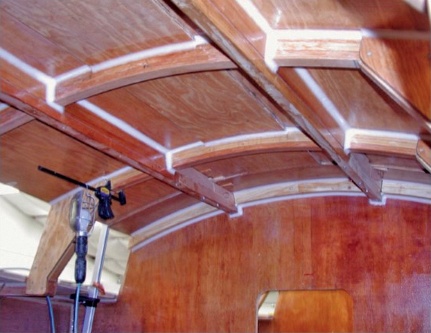 Interior ceiling ribs