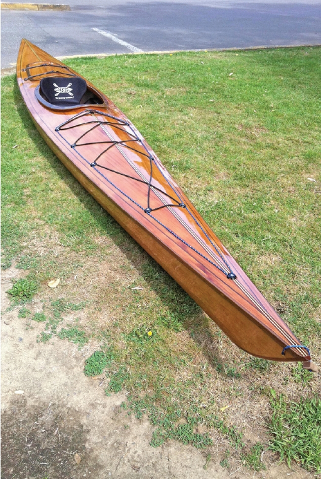 Alan Bergen built this Bear Mountain resolute kayak 