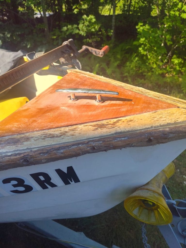 Mud Guppy Gunnel Repair - Epoxyworks #62, Spring 2026 Issue.